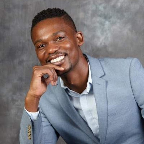 Profile picture of Zee